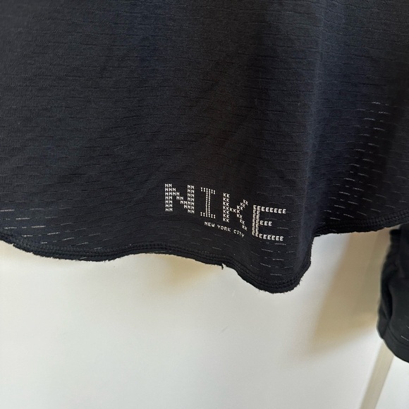 Nike Sphere Element 3.0 NYC Women's Long-Sleeve Running Top - Small - Picture 10 of 12